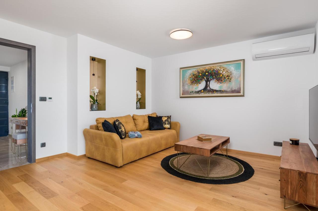 Tersatto Apartment Rijeka Luaran gambar